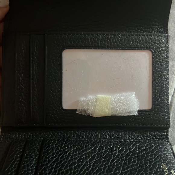 Kate Spade Trifold Wallet NWT - Picture 4 of 5